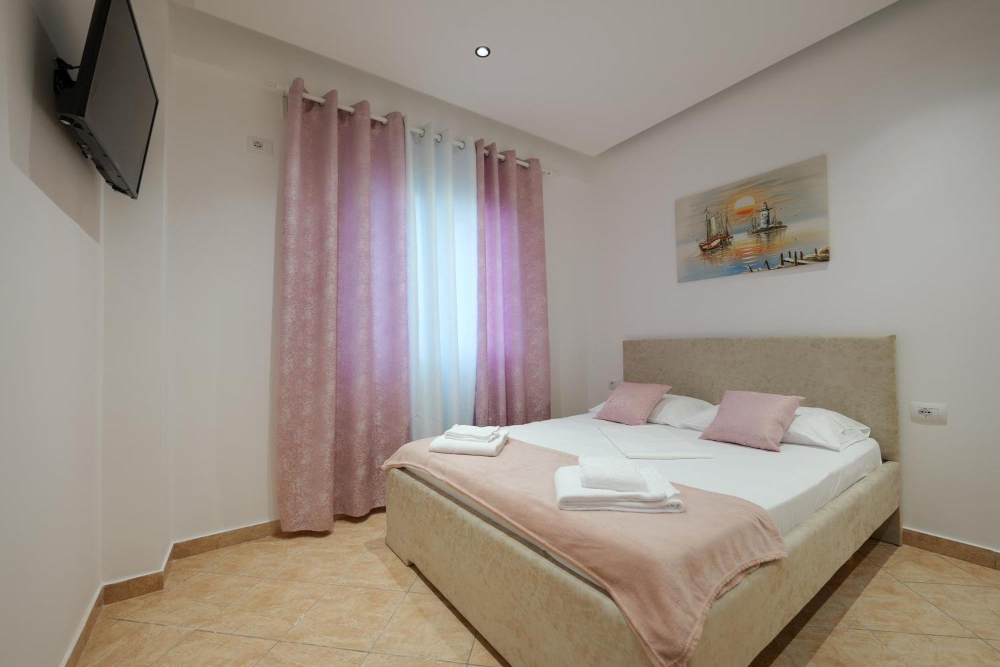 Vila Veli Brothers Sarandë 外观 照片
