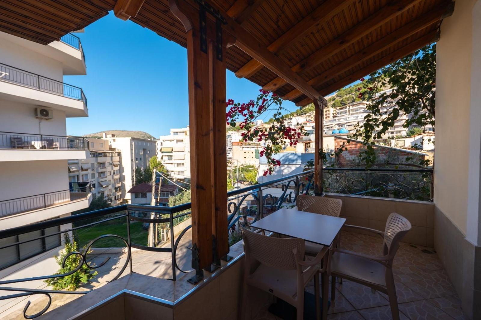 Vila Veli Brothers Sarandë 外观 照片