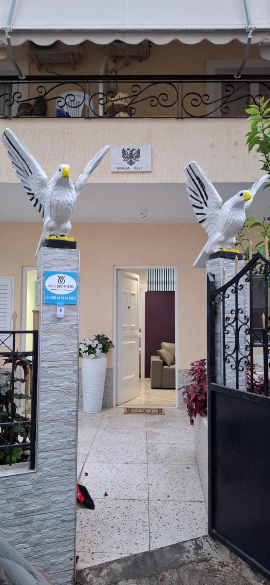 Vila Veli Brothers Sarandë 外观 照片